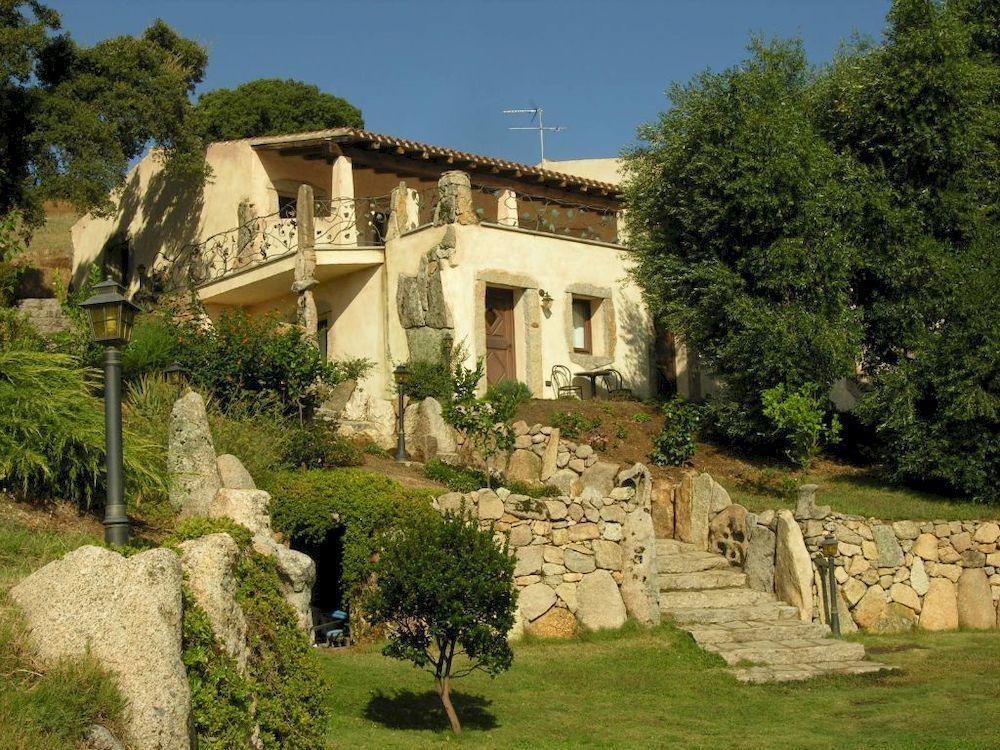 Hotel Ristorante Funtana Abbas 3*